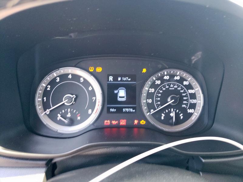 2021 HYUNDAI VENUE SEL KMHRC8A33MU071368