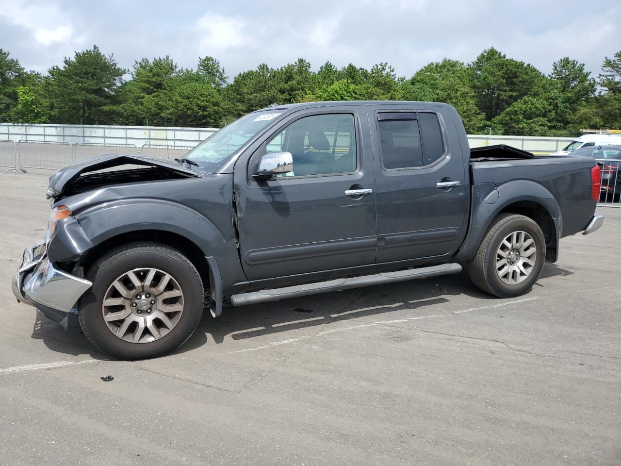NISSAN FRONTIER S