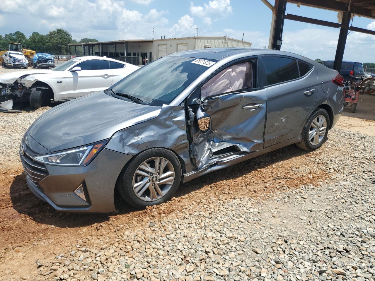 HYUNDAI ELANTRA SEL