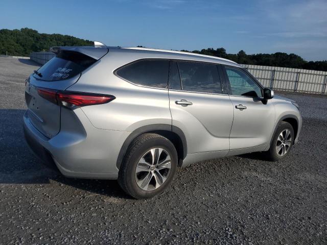2022 TOYOTA HIGHLANDER XLE 5TDGZRAH2NS544663