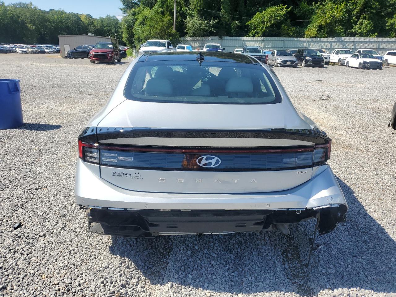 HYUNDAI SONATA HYBRID