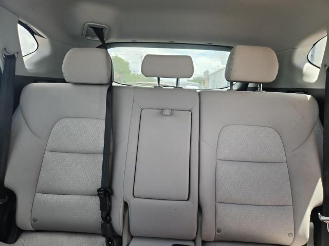 2018 HYUNDAI TUCSON SEL KM8J33A42JU668239