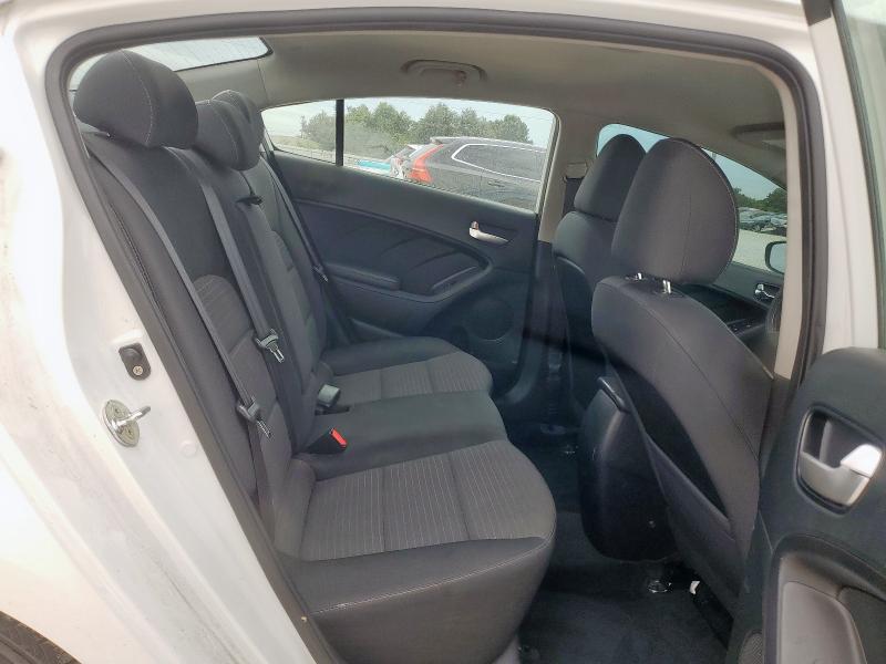 2017 KIA FORTE LX 3KPFL4A76HE137404