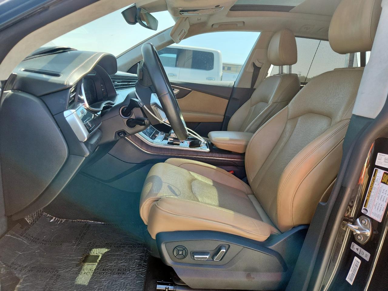 AUDI Q8 PRESTIGE S-LINE