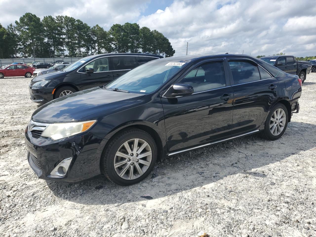 TOYOTA CAMRY SE