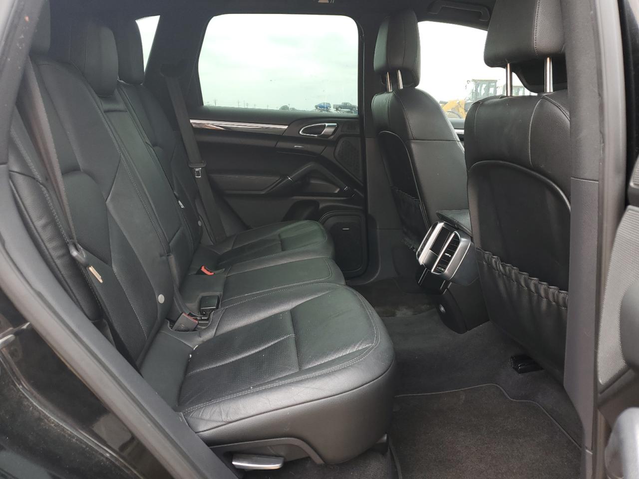 PORSCHE CAYENNE S HYBRID