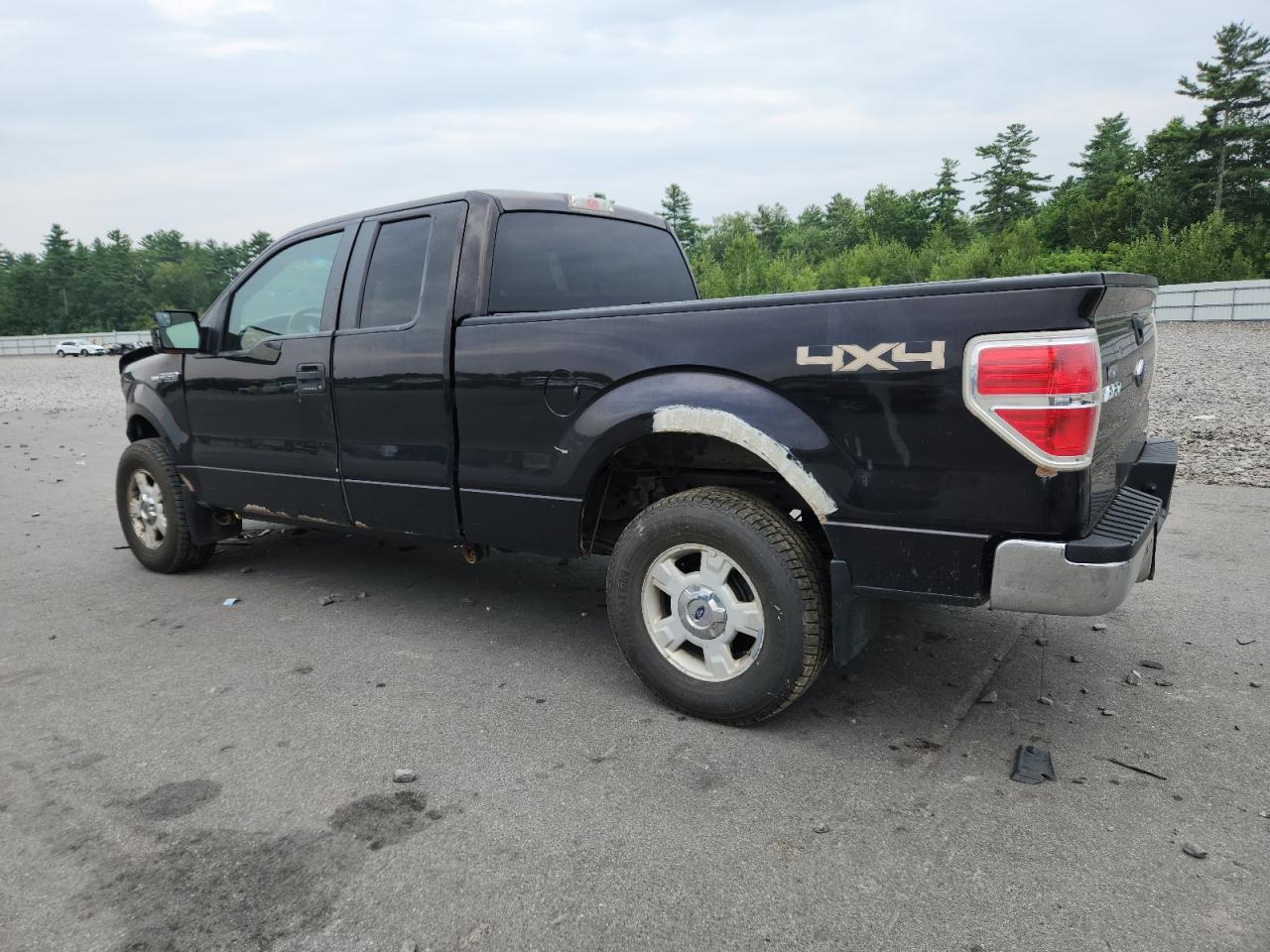 FORD F-150 SUPER CAB