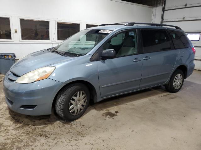 TOYOTA SIENNA CE