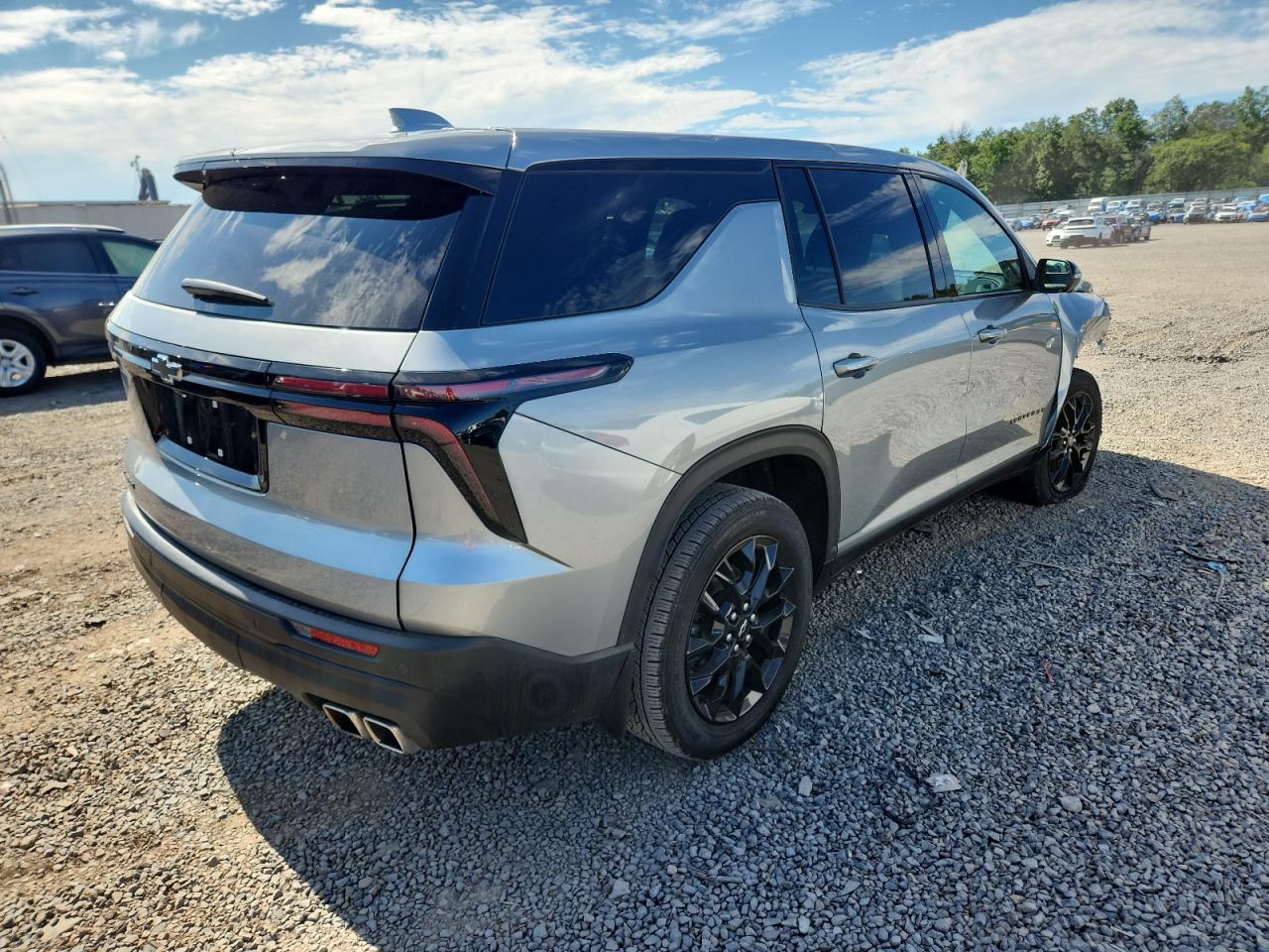 CHEVROLET TRAVERSE LS