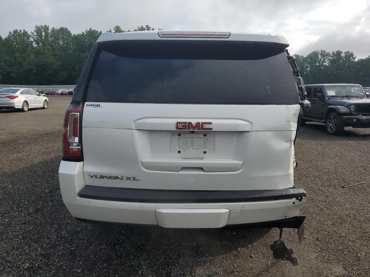GMC YUKON K1500 SLT