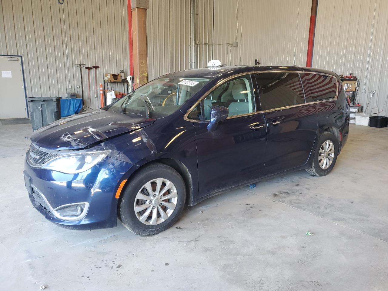 CHRYSLER PACIFICA TOURING PLUS