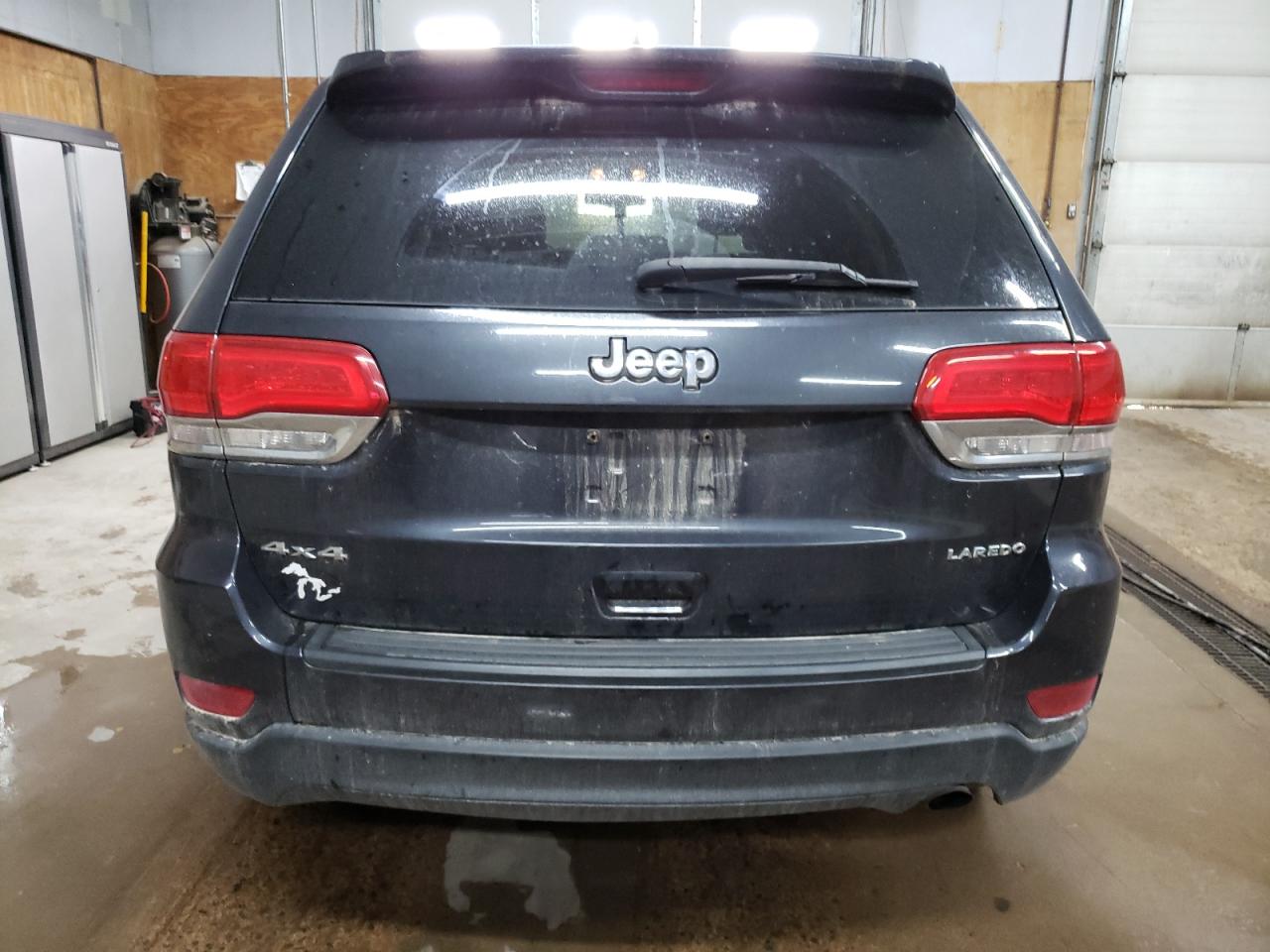 JEEP GRAND CHEROKEE LAREDO