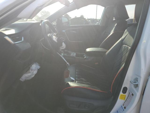 2020 TOYOTA RAV4 XLE - JTMP1RFV7LD062107