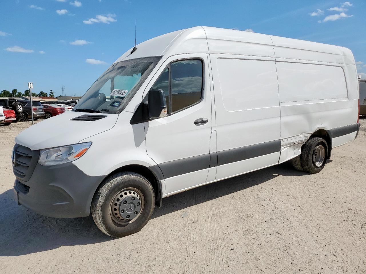 MERCEDES-BENZ SPRINTER 3500