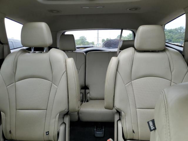2019 BUICK ENCLAVE ES 5GAEVAKWXKJ288543