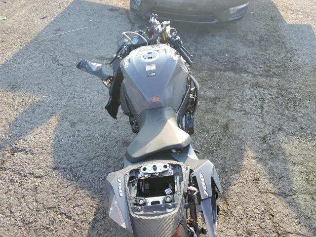 2025 SUZUKI GSX-R750 - JS1GR7MA2S7100668