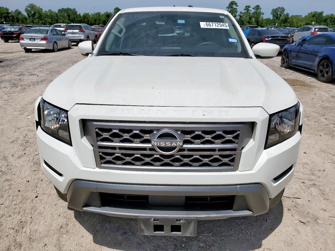NISSAN FRONTIER S