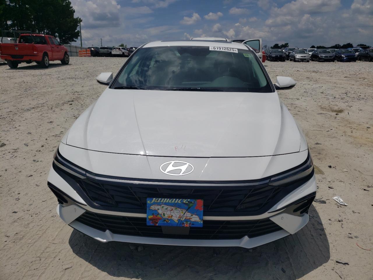 HYUNDAI ELANTRA LIMITED