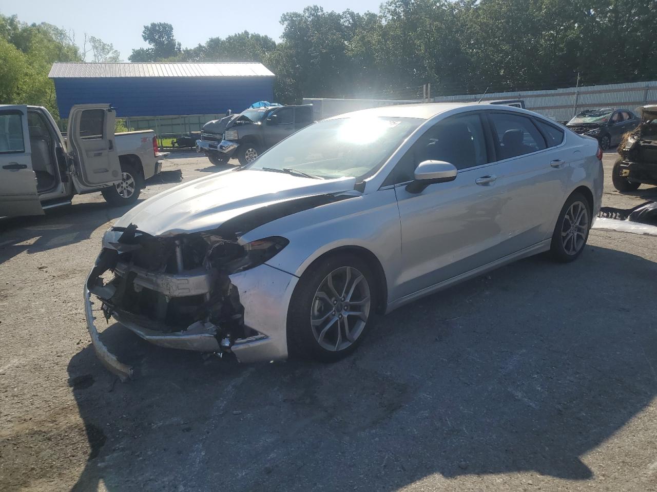 FORD FUSION SE