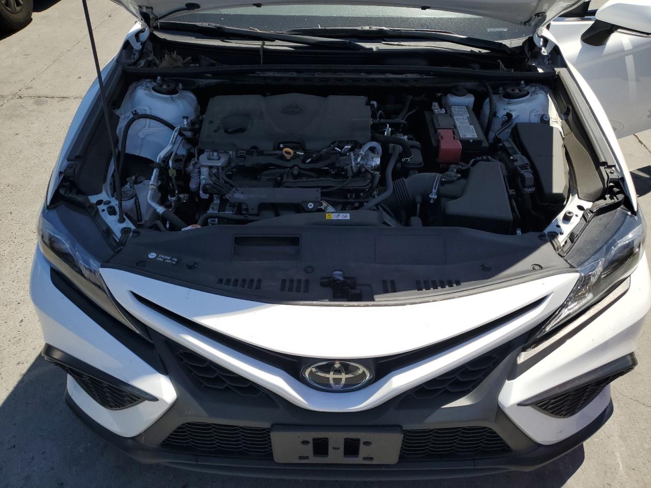 TOYOTA CAMRY SE NIGHT SHADE