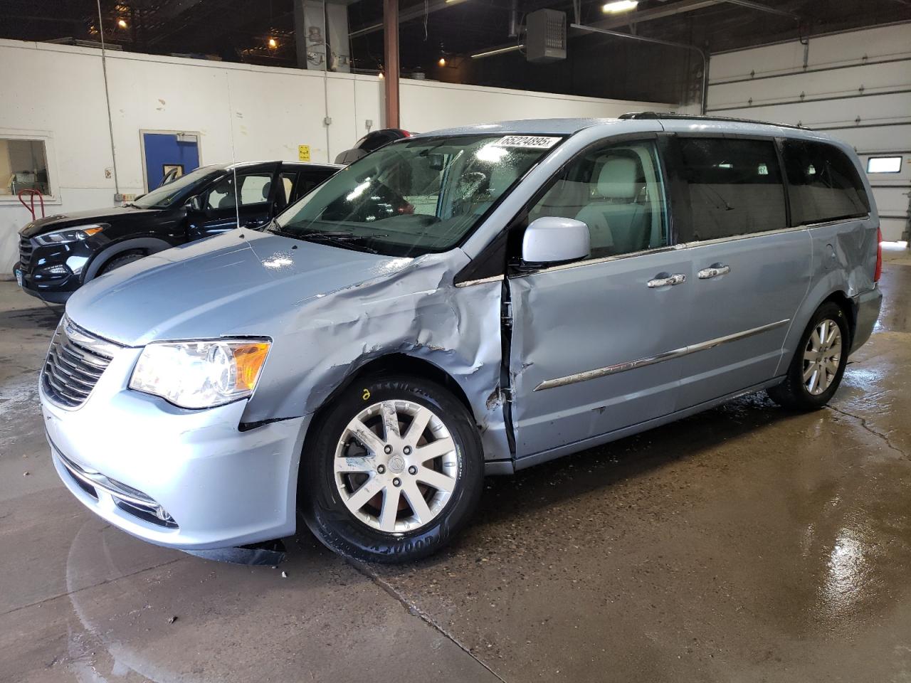 CHRYSLER TOWN & COUNTRY TOURING