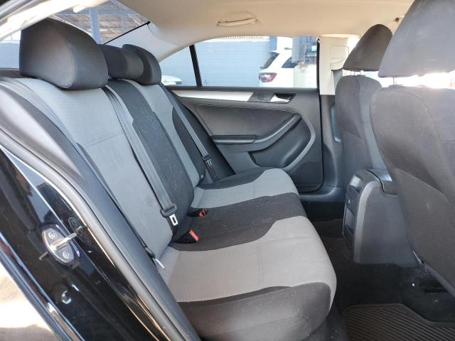 2018 VOLKSWAGEN JETTA S 3VW2B7AJ4JM261842