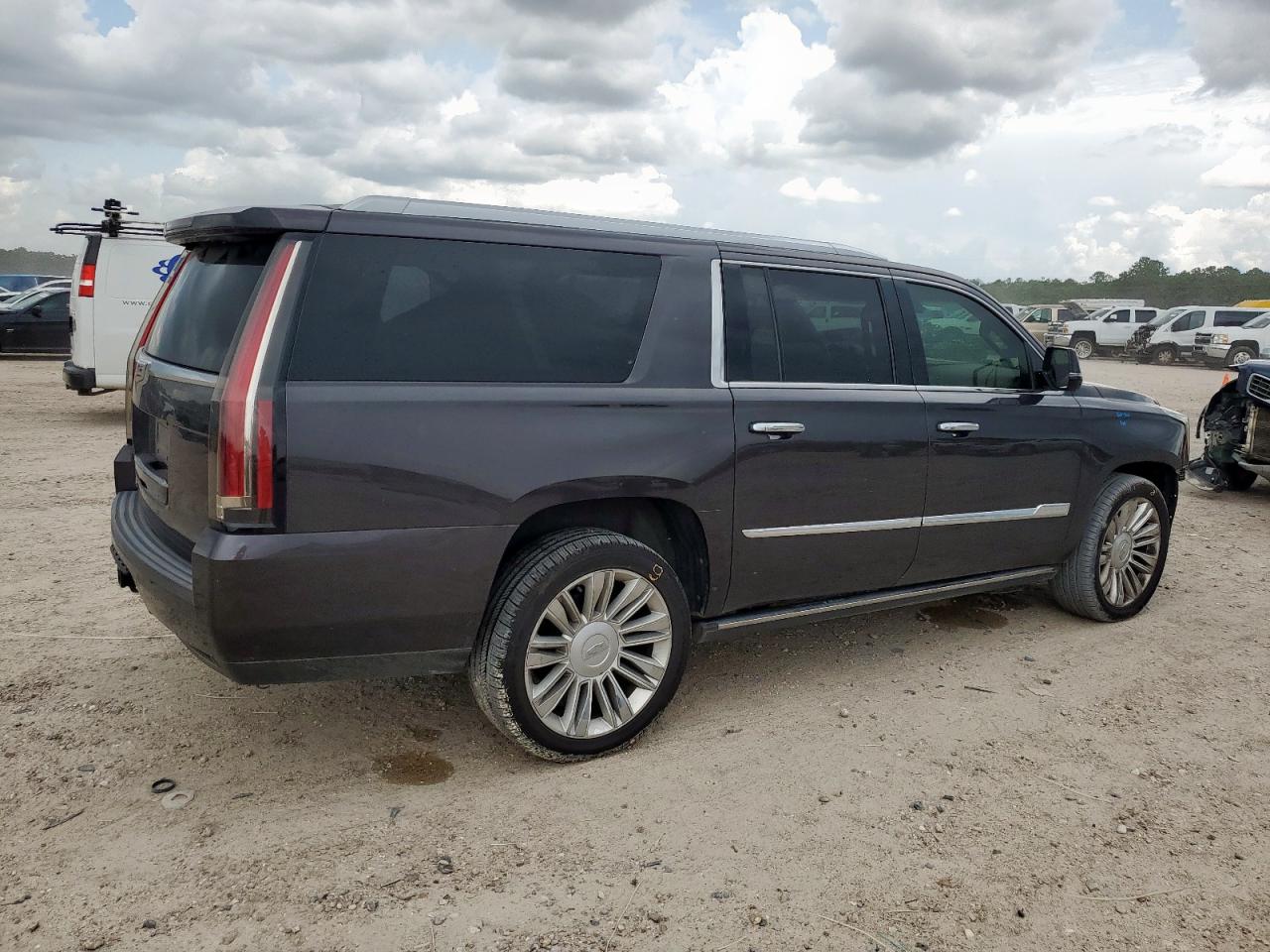 CADILLAC ESCALADE ESV PLATINUM