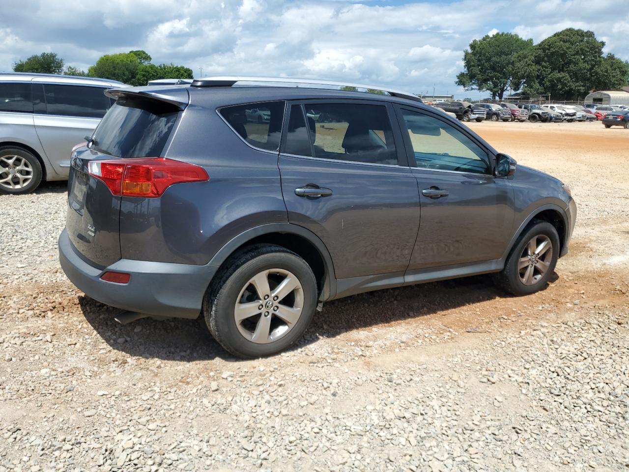 TOYOTA RAV4 XLE