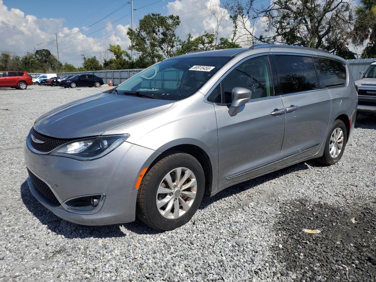 CHRYSLER PACIFICA TOURING L