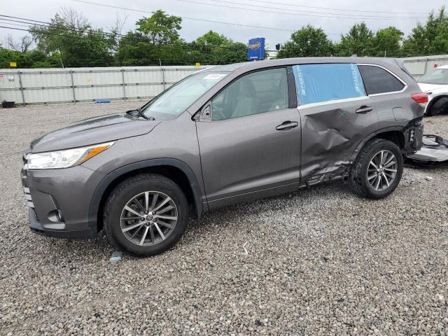 Vin: 5tdjzrfh9js541865, lot: 61850465, toyota highlander se 2018 img_1