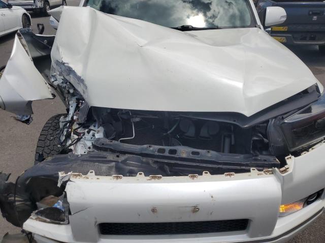 2011 TOYOTA 4RUNNER SR - JTEZU5JR1B5023343