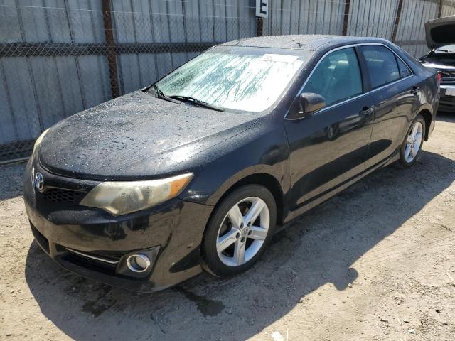 TOYOTA CAMRY BASE
