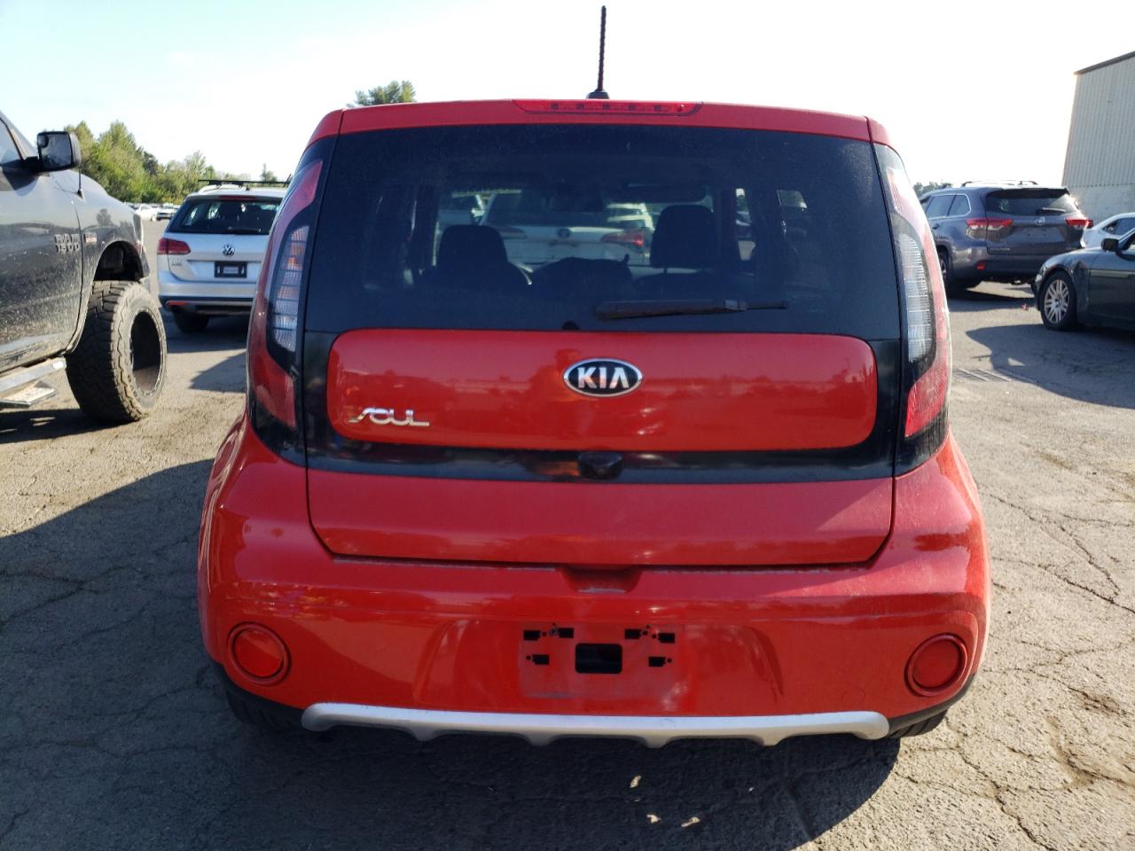 KIA SOUL +