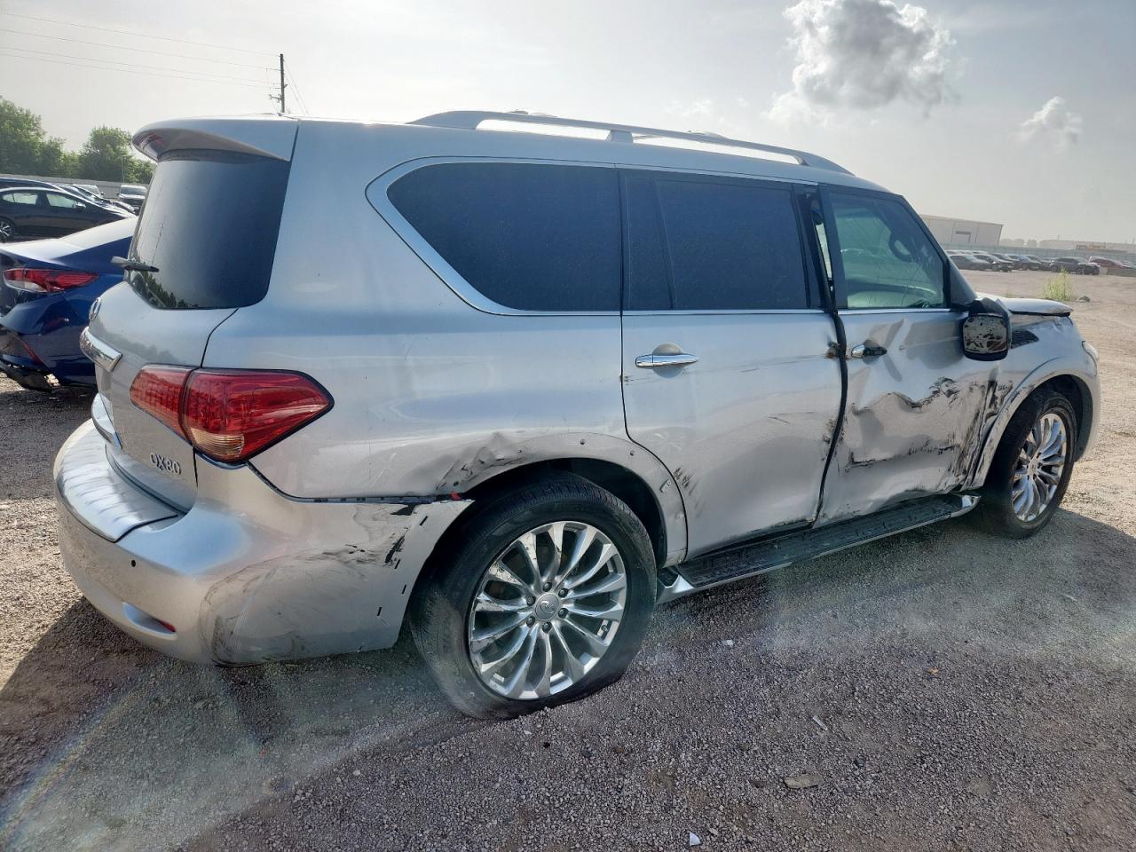 INFINITI QX80