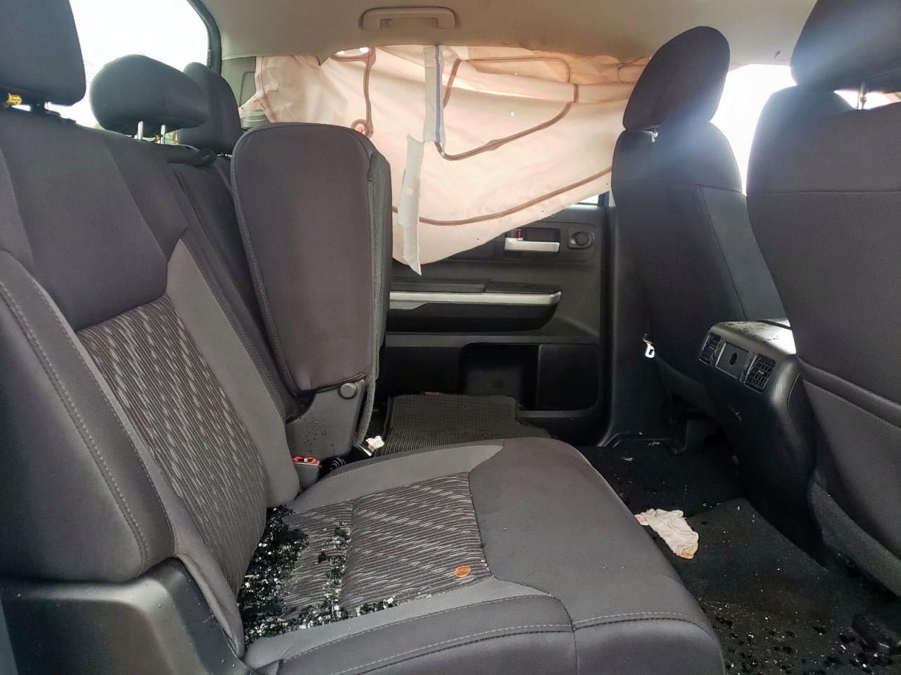 TOYOTA TUNDRA CREWMAX SR5