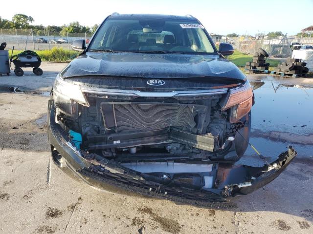 2021 KIA SELTOS S KNDEU2AA8M7170486
