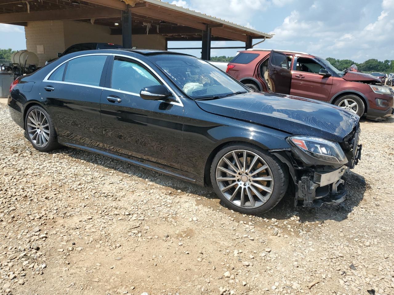 MERCEDES-BENZ S-CLASS 550