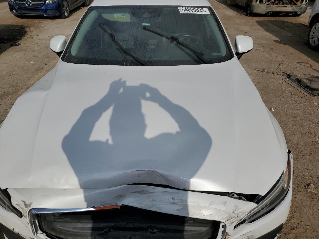 VOLVO S60 T5 MOMENTUM