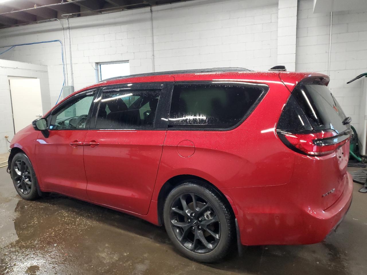 CHRYSLER PACIFICA TOURING L