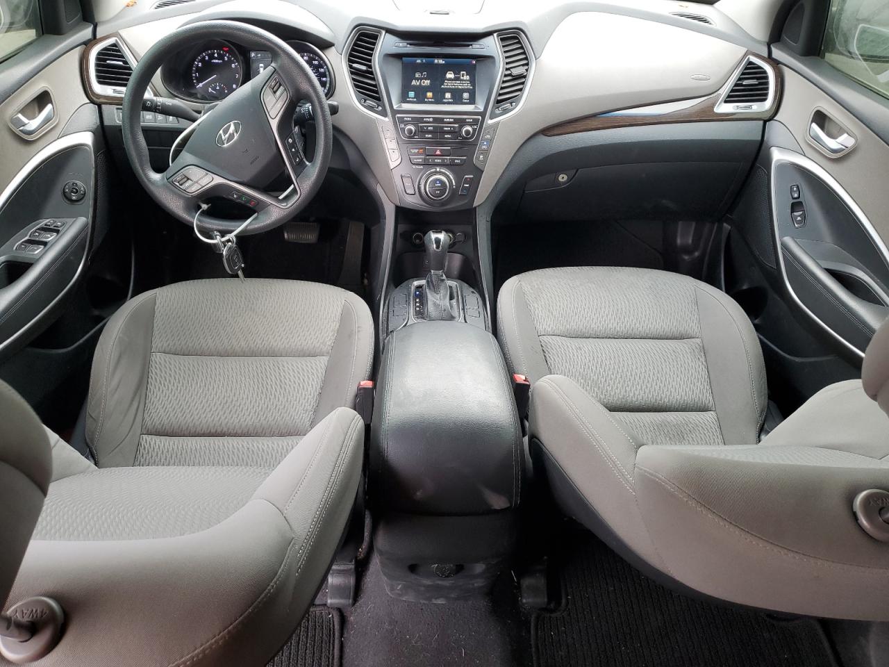 Hyundai Santa fe s 2017