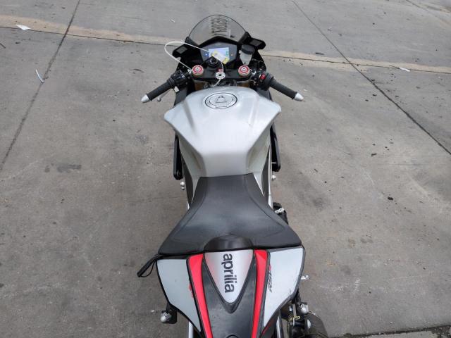 2019 APRILIA RSV4 RR ZD4KEU004KS001861