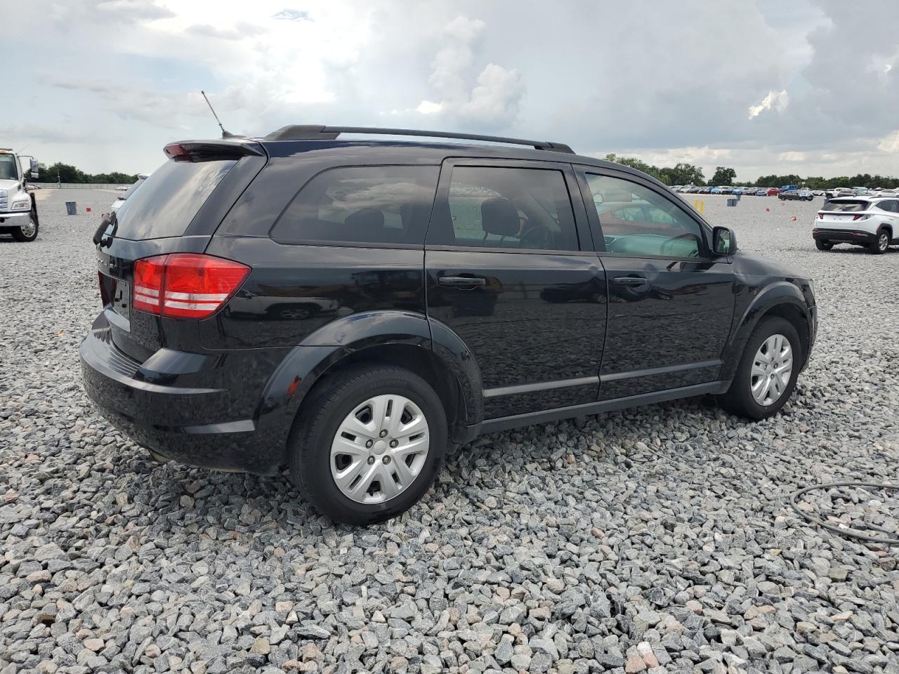 DODGE JOURNEY SE