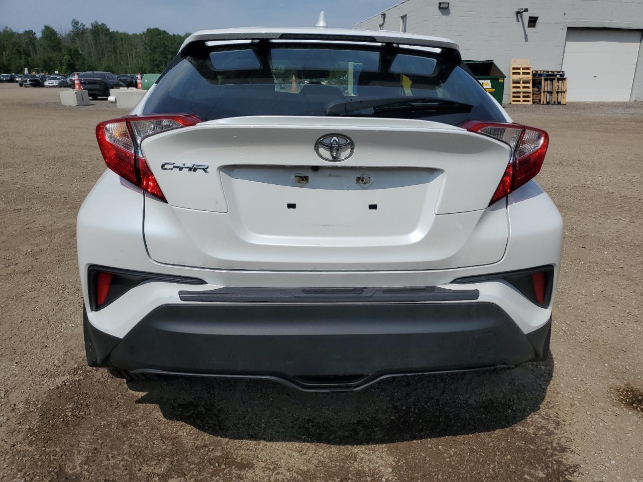 TOYOTA C-HR XLE
