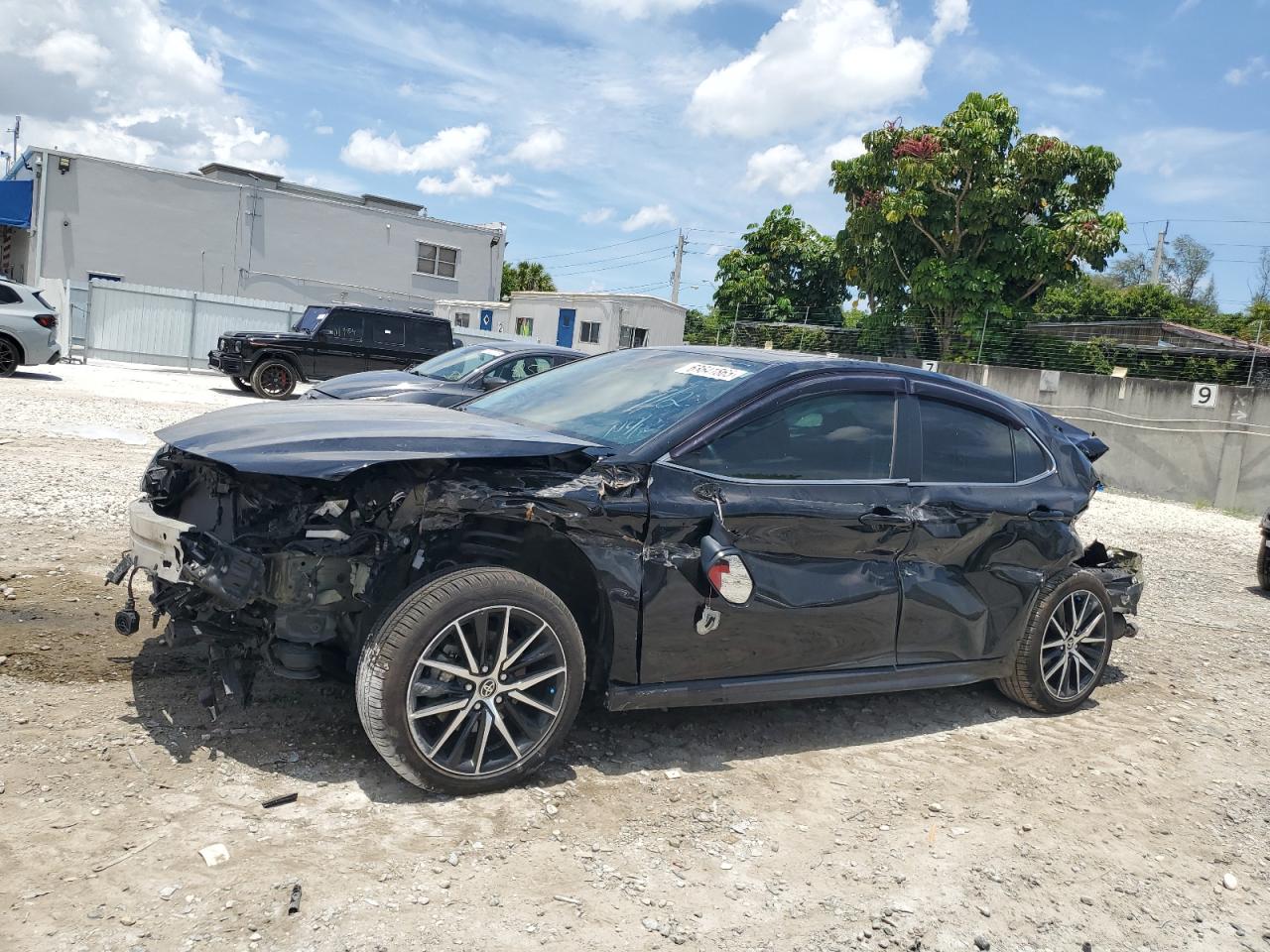 TOYOTA CAMRY NIGHT SHADE
