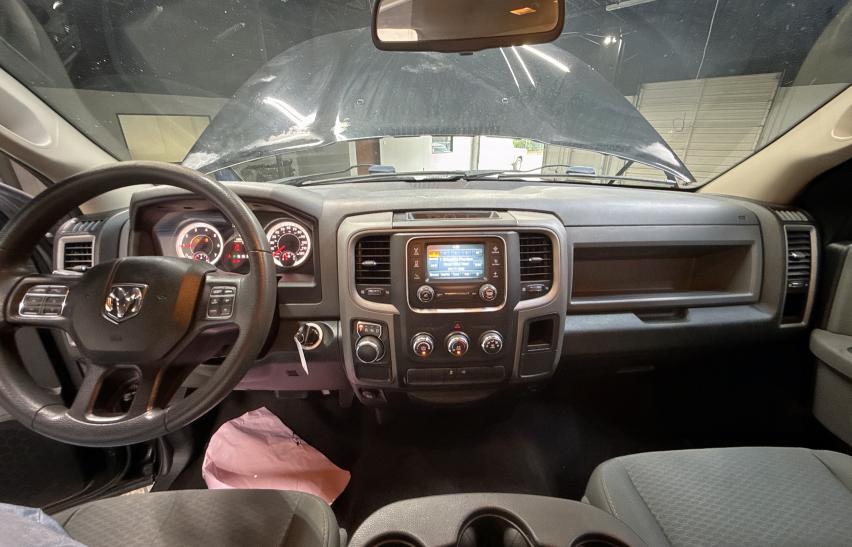 2015 RAM 1500 ST - 3C6JR6AG0FG540131