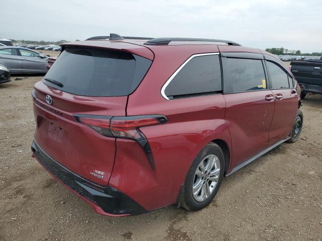 2022 TOYOTA SIENNA XSE 5TDXSKFC7NS072386