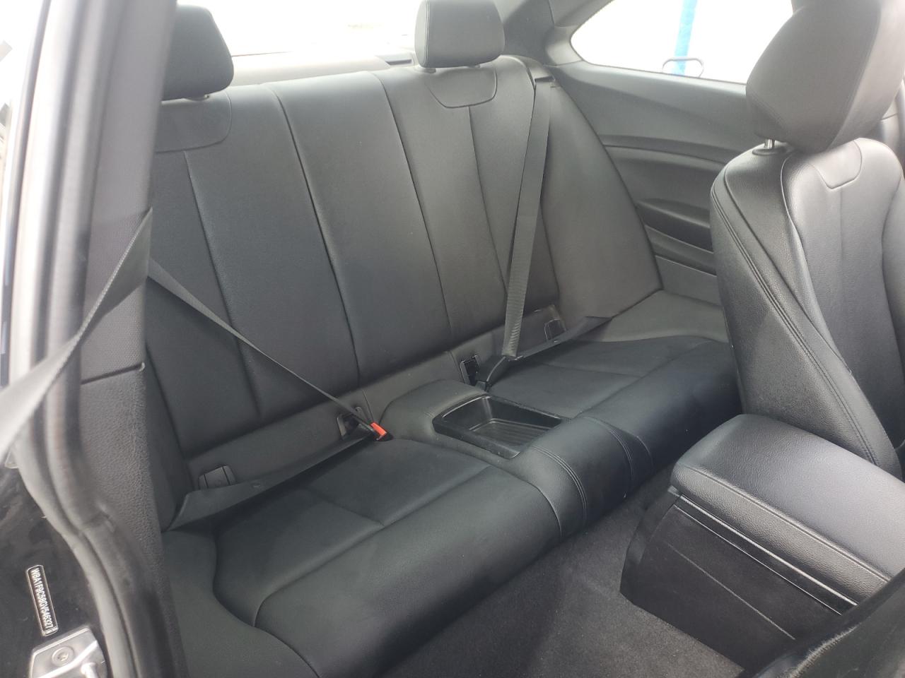 BMW 2 SERIES I SULEV