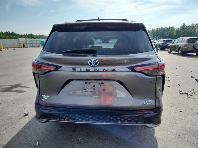 2021 TOYOTA SIENNA XSE 5TDDSKFC6MS004209