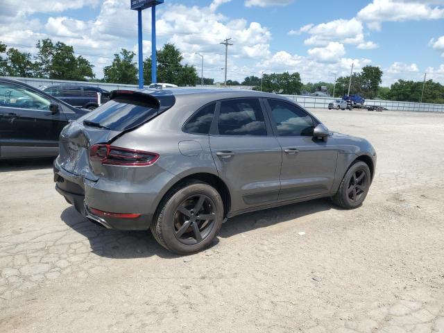 2017 PORSCHE MACAN WP1AA2A58HLB09077