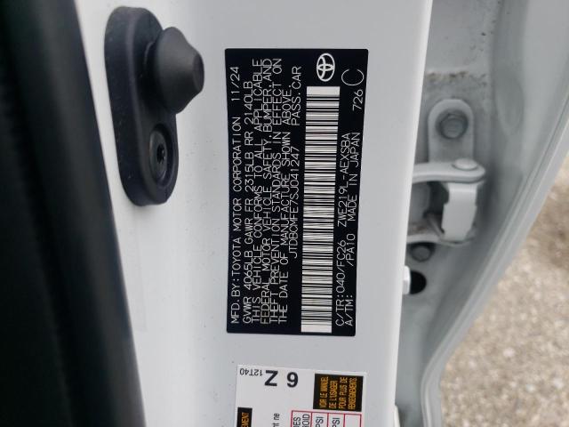 2025 TOYOTA COROLLA LE JTDBCMFE7SJ041247